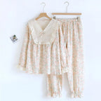 Elegant Set with Sweet Lace Details
