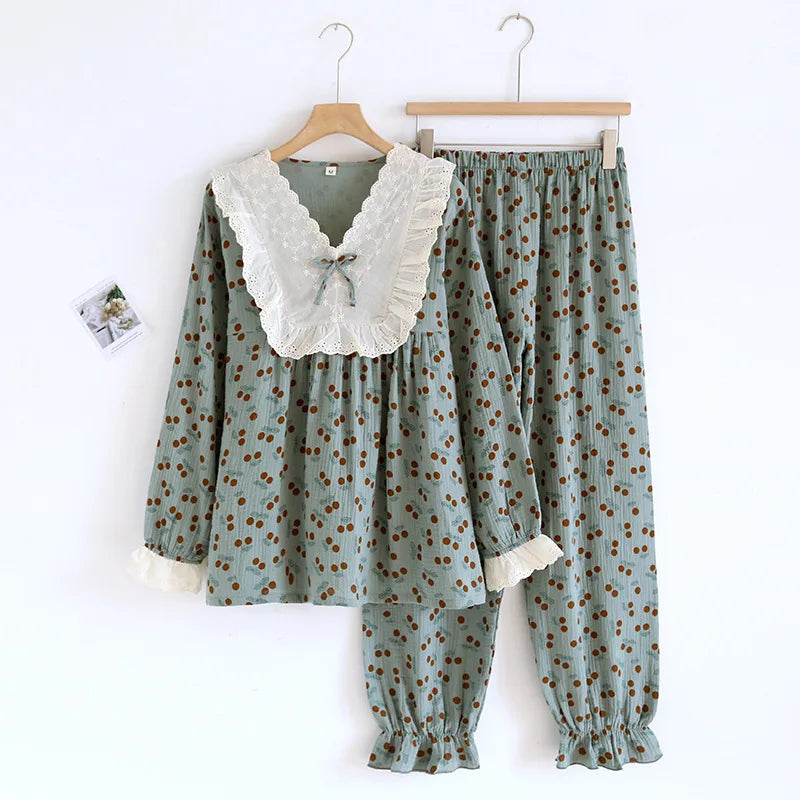 Sweet Lace-Detail Everyday Set